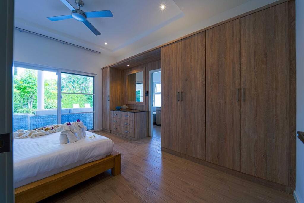 Modern 3 Bedroom Pool - Mr54 Vakantiehuis